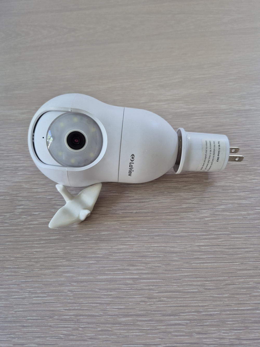 LaView 4MP Bulb Security Camera 360°  Wireless Outdoor Indoor